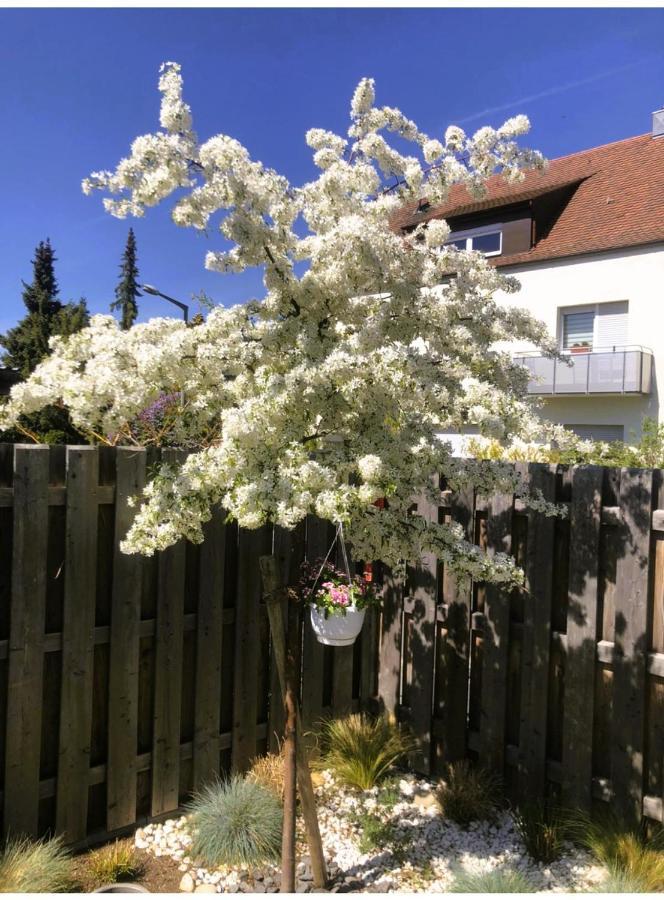 Fürth Sylvis Home Zentral Gelegenes Ferienhaus In Ruhiger Lage מראה חיצוני תמונה